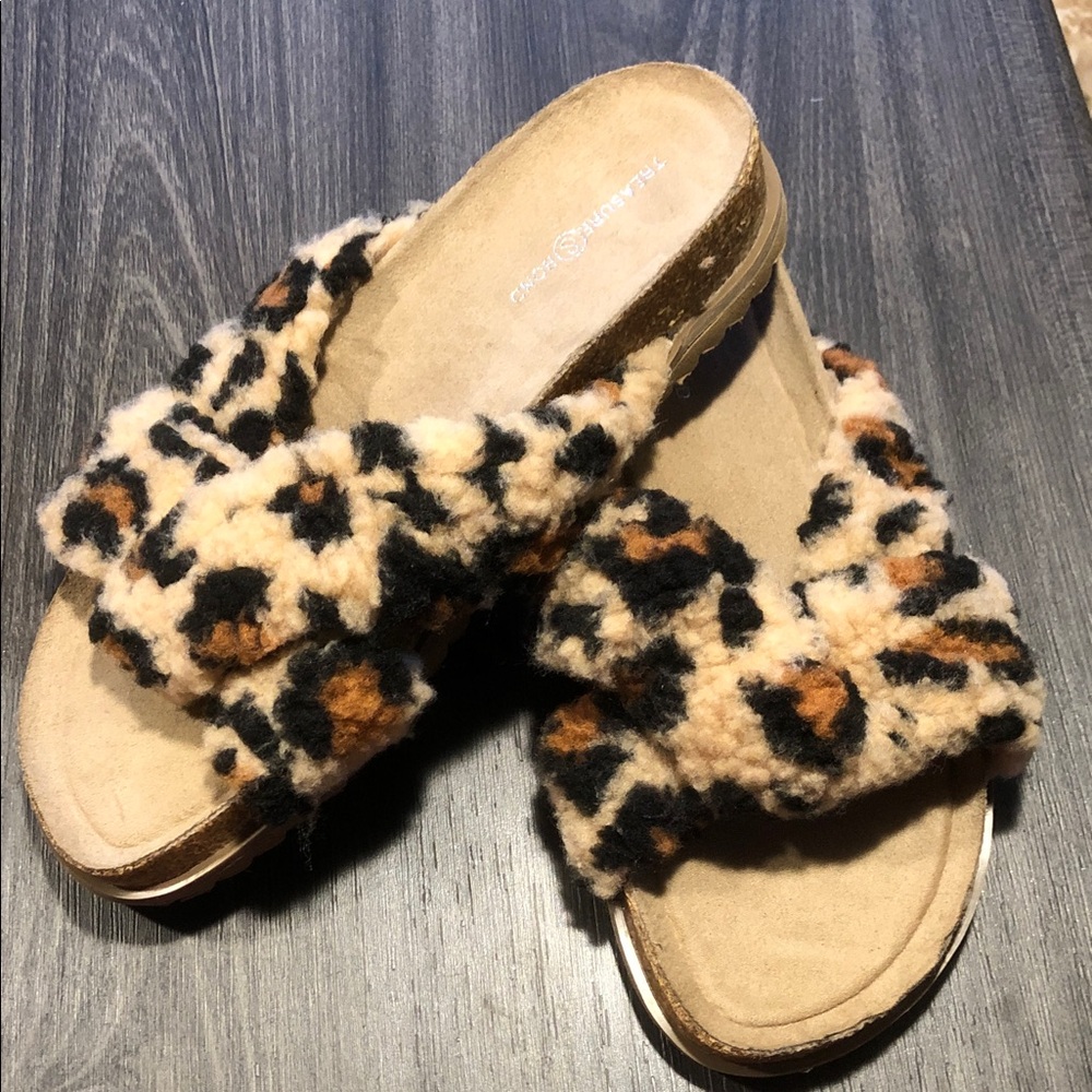 Nordstrom Leopard-Print Faux Shearling Slide Sandals in Tan and Black
